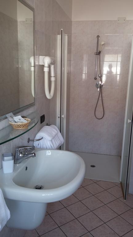 Hotel Cauccio Rovigo Kültér fotó